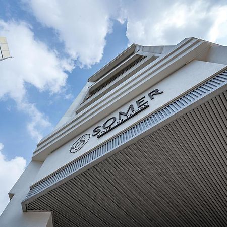 Somer Chew Hotel Tajnan Kültér fotó